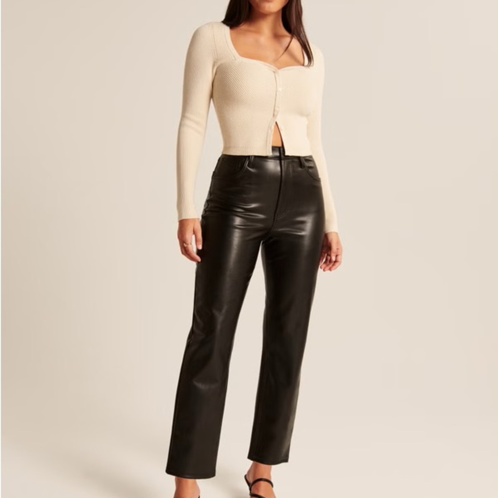 Abercrombie Curve Love Vegan Leather Ankle Straight Pants black